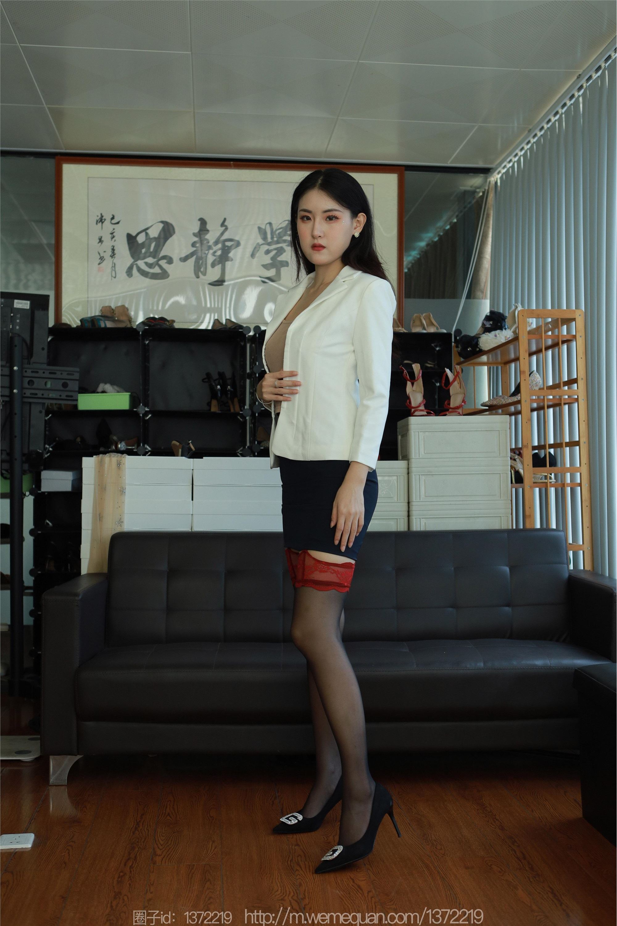 IESS异思趣向  2023.09.27 丝享家 1544 小宝《红色警戒》